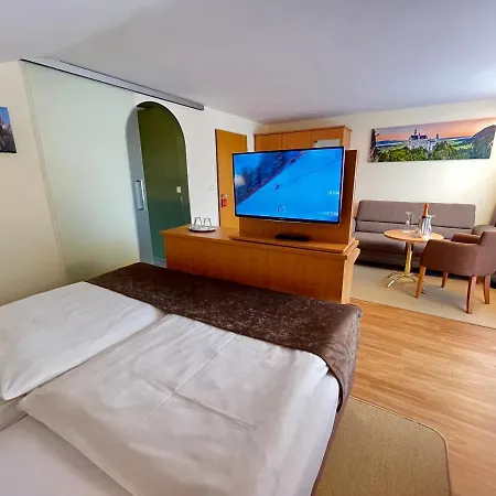 Szálloda Garni Brunnthaler Garmisch-Partenkirchen