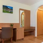 Hotell Garni Brunnthaler 3*