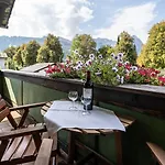 布鲁萨特伽尼酒店 加爾米施-帕滕基興
