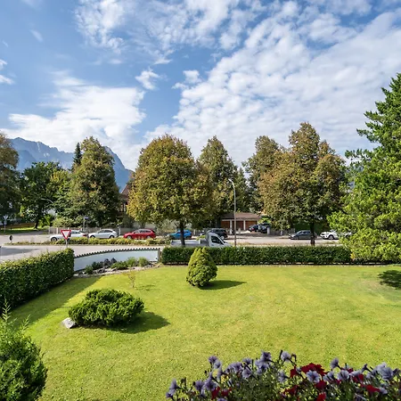 فندق غارني برونتالر جارمش بارتنكيرشن