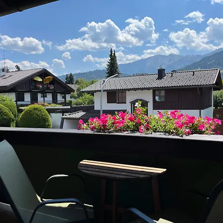 布鲁萨特伽尼酒店 3* 加爾米施-帕滕基興