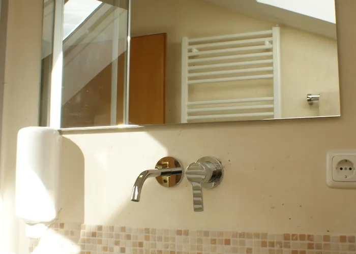 布鲁萨特伽尼酒店 酒店 加爾米施-帕滕基興