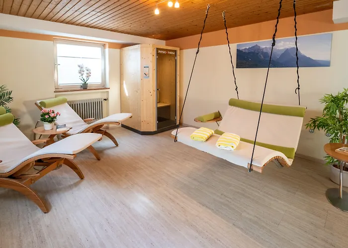 غارني برونتالر 3* جارمش بارتنكيرشن