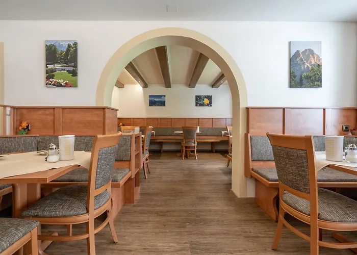 فندق غارني برونتالر