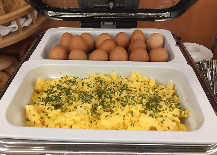 غارني برونتالر فندق 3*