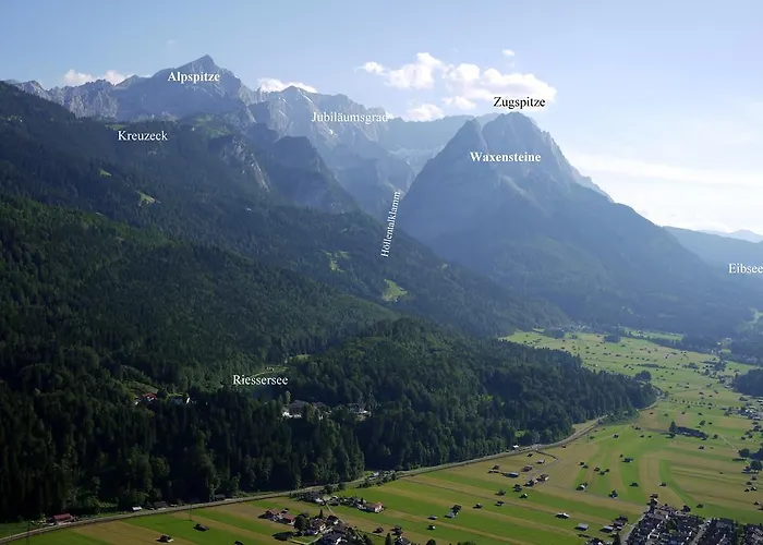 غارني برونتالر فندق 3*