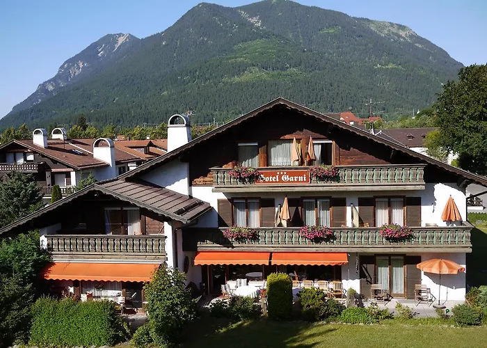 فندق غارني برونتالر